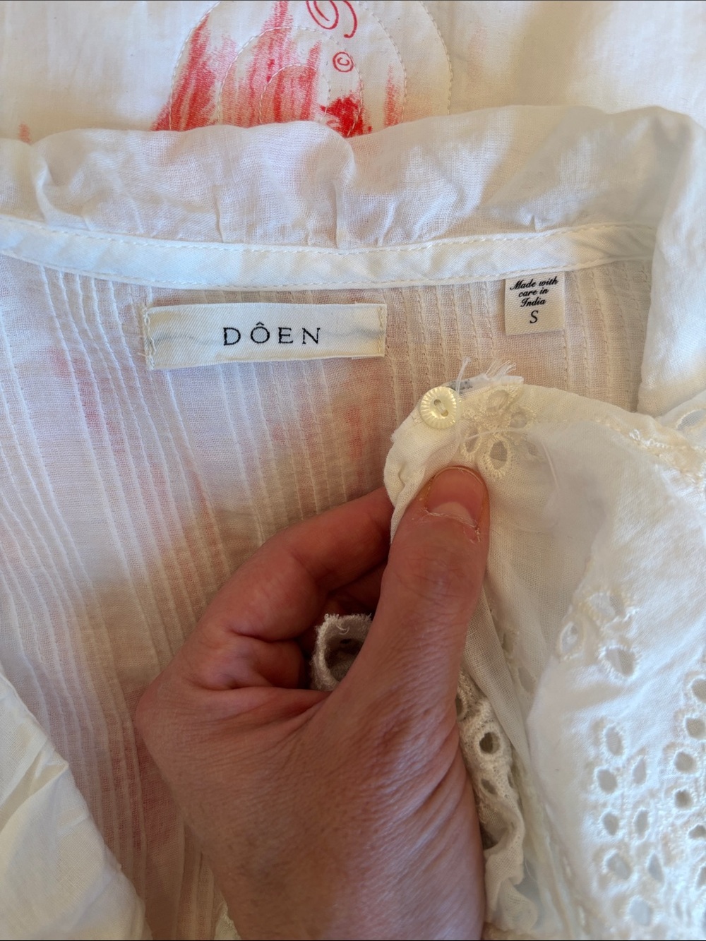 Doen Henri Eyelet Blouse - Picture 10 of 17